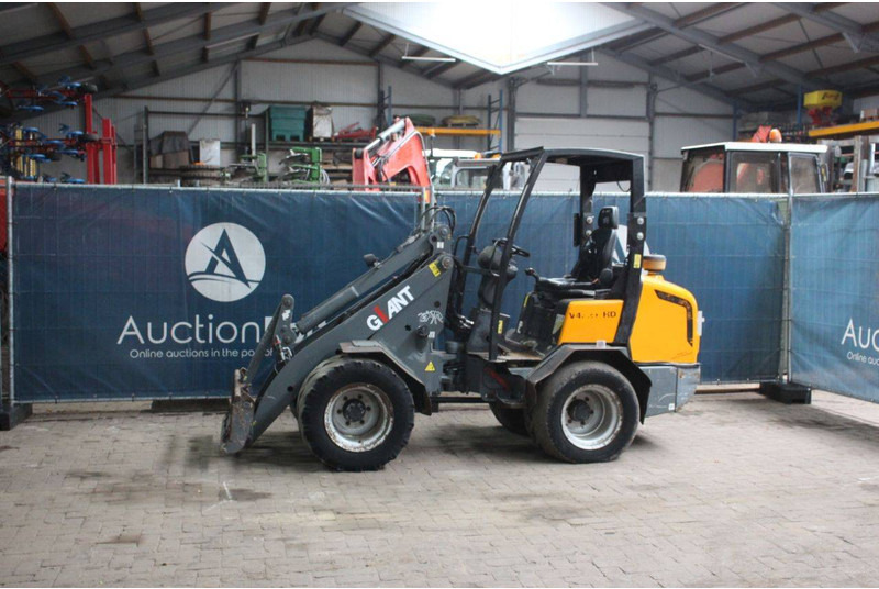 Giant V452T HD - Pá carregadora de rodas: foto 1 Giant V452T HD - Pá carregadora de rodas: foto 1