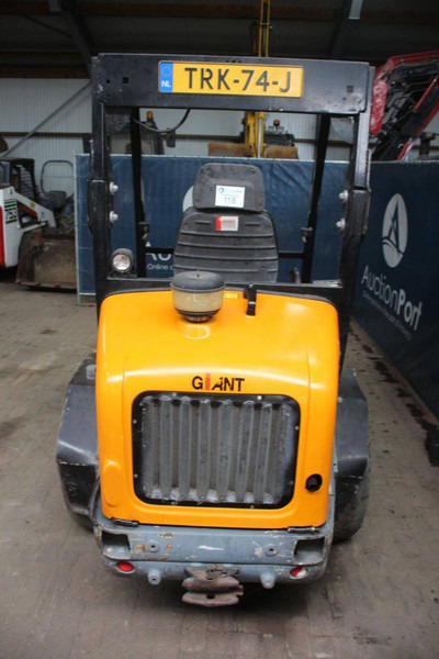 Giant V452T HD - Pá carregadora de rodas: foto 4 Giant V452T HD - Pá carregadora de rodas: foto 4