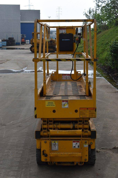 Haulotte Compact 8 - Plataforma de Tijera/ Plataforma de tesoura: foto 5 Haulotte Compact 8 - Plataforma de Tijera/ Plataforma de tesoura: foto 5