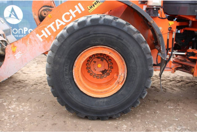 Pá carregadora de rodas Hitachi ZW250: foto 13