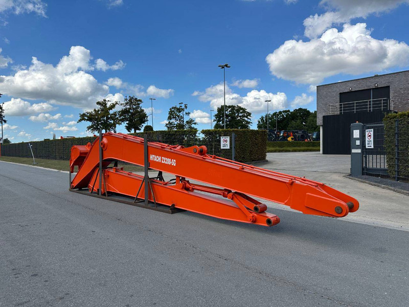 Hitachi ZX200 - Lança: foto 3 Hitachi ZX200 - Lança: foto 3