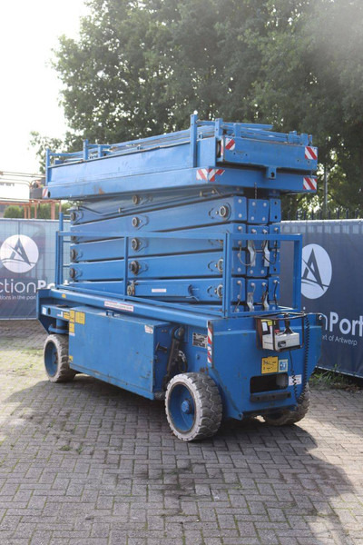 Holland lift COMBISTAR N-165EL12 - Plataforma de Tijera/ Plataforma de tesoura: foto 4 Holland lift COMBISTAR N-165EL12 - Plataforma de Tijera/ Plataforma de tesoura: foto 4