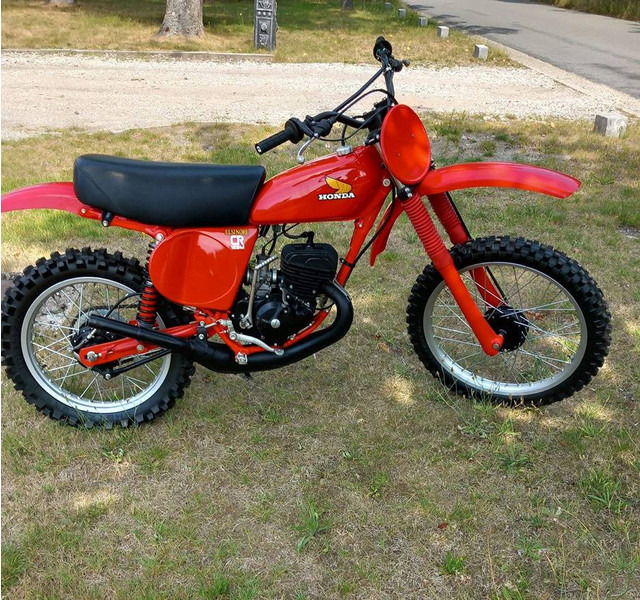 Honda CR 125M - Motocicleta: foto 2 Honda CR 125M - Motocicleta: foto 2