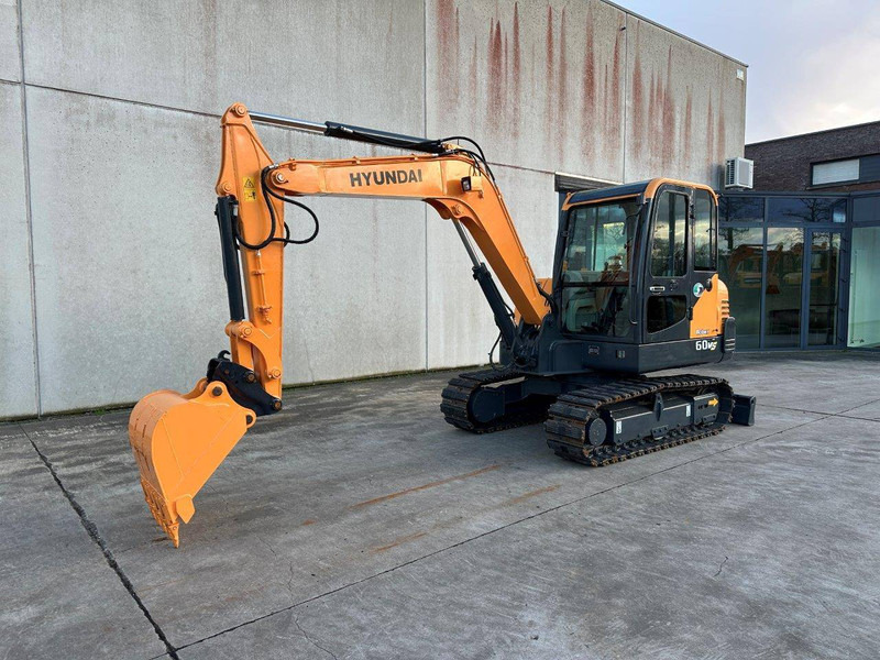 Hyundai R60VS - Escavadora de rastos: foto 1 Hyundai R60VS - Escavadora de rastos: foto 1