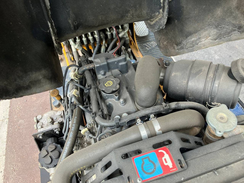 Mini escavadeira JCB 8008: foto 11