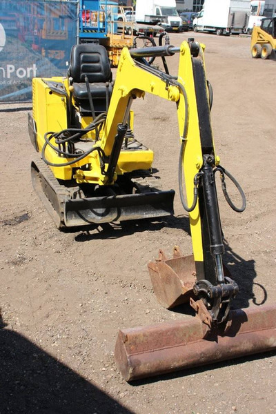Mini escavadeira JCB: foto 6
