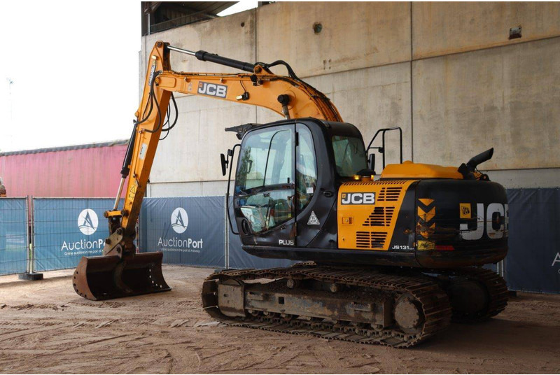 JCB JS131LC - Escavadora de rastos: foto 4 JCB JS131LC - Escavadora de rastos: foto 4