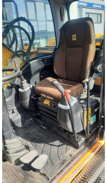 JCB JS145W - Escavadeira de rodas: foto 5 JCB JS145W - Escavadeira de rodas: foto 5