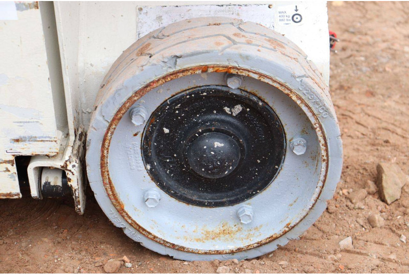 Plataforma aérea JLG 1230ES: foto 11 Plataforma aérea JLG 1230ES: foto 11