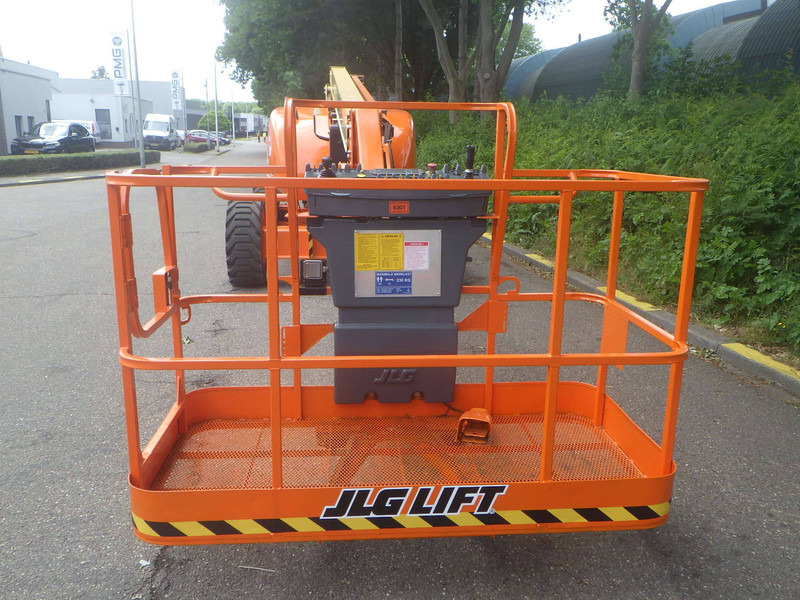 JLG 600AJ - Plataforma telescópica: foto 4 JLG 600AJ - Plataforma telescópica: foto 4