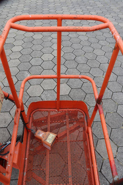 Plataforma articulada JLG N40: foto 12