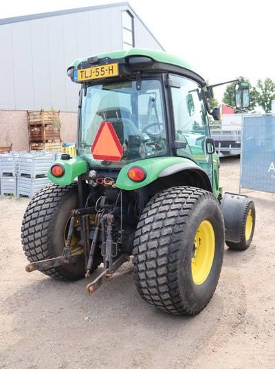 John Deere 4520 - Trator: foto 5 John Deere 4520 - Trator: foto 5