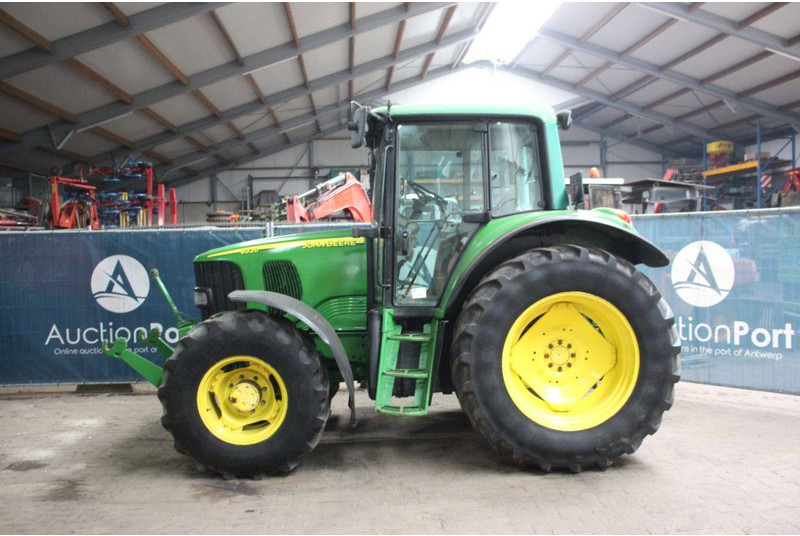 John Deere 6320 Premium - Trator: foto 2 John Deere 6320 Premium - Trator: foto 2