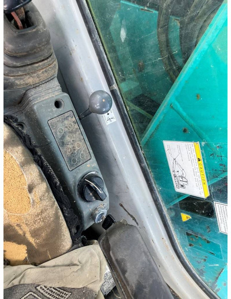 Escavadora de rastos Kobelco 70SR: foto 17 Escavadora de rastos Kobelco 70SR: foto 17