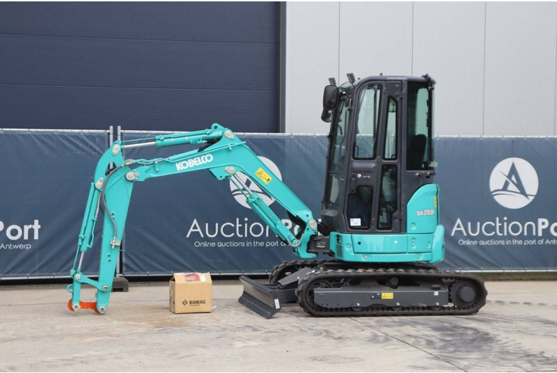 Kobelco SK25SR-6 - Escavadora de rastos: foto 1 Kobelco SK25SR-6 - Escavadora de rastos: foto 1