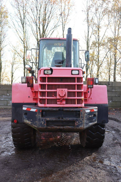 Komatsu WA 270-3 - Pá carregadora de rodas: foto 5 Komatsu WA 270-3 - Pá carregadora de rodas: foto 5