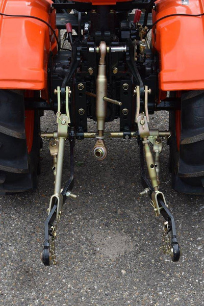 Trator Kubota B5000: foto 8