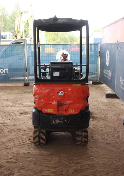 Kubota KX015-4 - Mini escavadeira: foto 4 Kubota KX015-4 - Mini escavadeira: foto 4