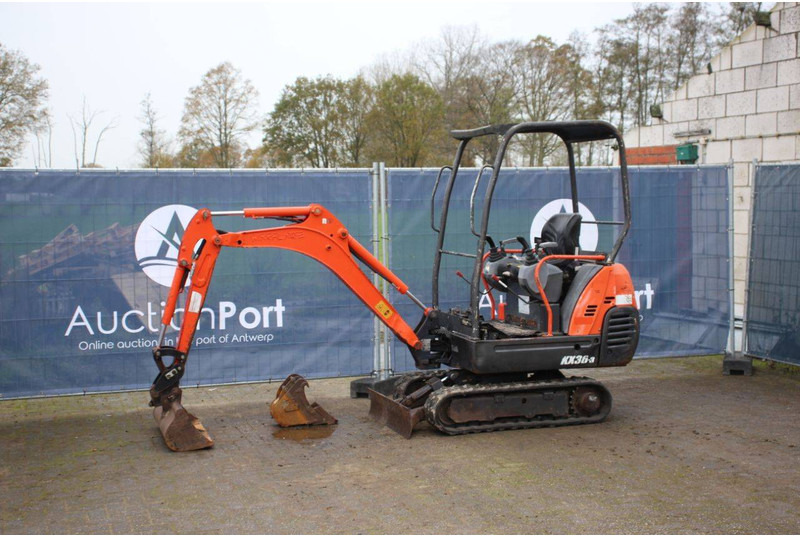 Kubota KX36-3 - Mini escavadeira: foto 1 Kubota KX36-3 - Mini escavadeira: foto 1