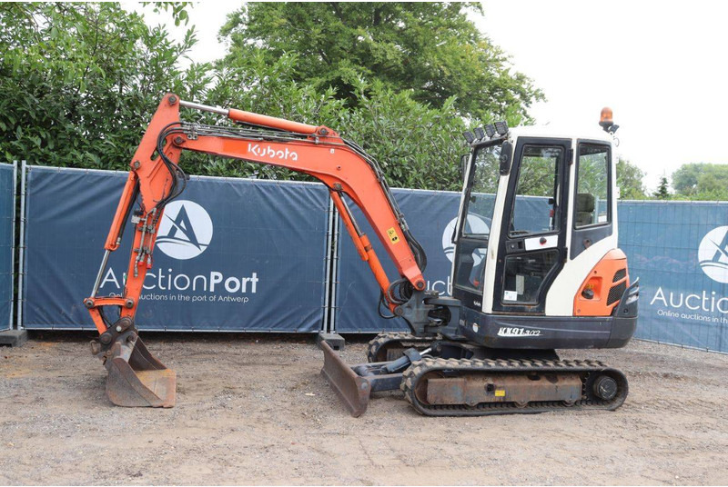 Kubota KX91-3α2 - Escavadora de rastos: foto 1 Kubota KX91-3α2 - Escavadora de rastos: foto 1
