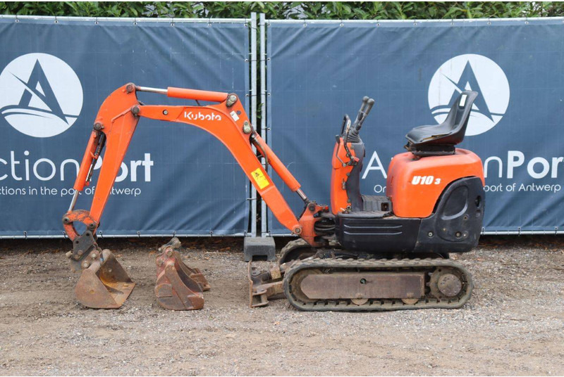 Kubota U10-3 - Mini escavadeira: foto 2 Kubota U10-3 - Mini escavadeira: foto 2