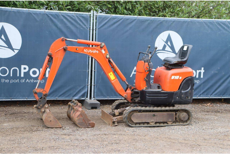 Kubota U10-3 - Mini escavadeira: foto 1 Kubota U10-3 - Mini escavadeira: foto 1
