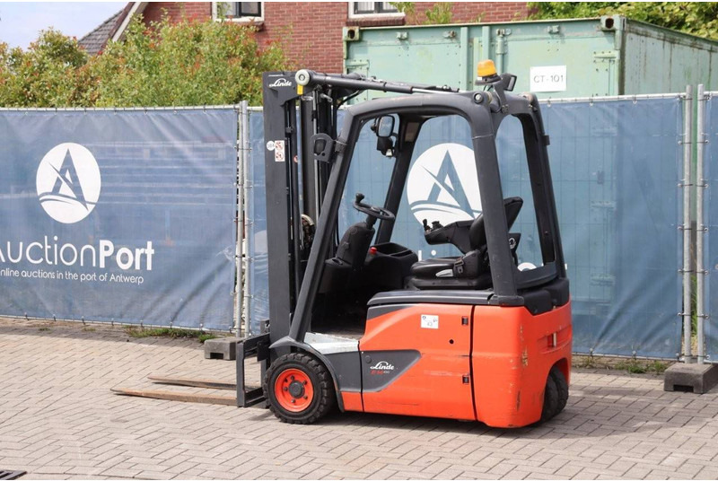 Linde E14-02 - Empilhador elétrico: foto 3 Linde E14-02 - Empilhador elétrico: foto 3