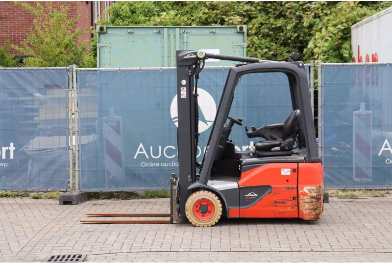Linde E14-02 - Empilhador elétrico: foto 2 Linde E14-02 - Empilhador elétrico: foto 2