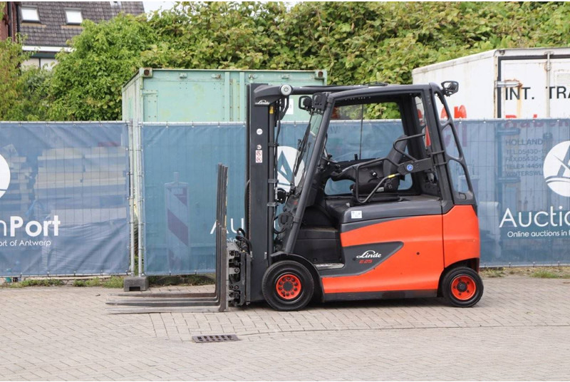 Linde E25HL-01/600 - Empilhador elétrico: foto 1 Linde E25HL-01/600 - Empilhador elétrico: foto 1