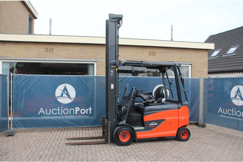 Linde E30RHL-01/600 - Empilhador elétrico: foto 1 Linde E30RHL-01/600 - Empilhador elétrico: foto 1
