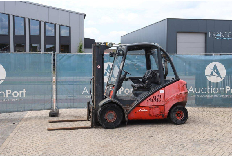 Linde H25D - Empilhador a diesel: foto 1 Linde H25D - Empilhador a diesel: foto 1