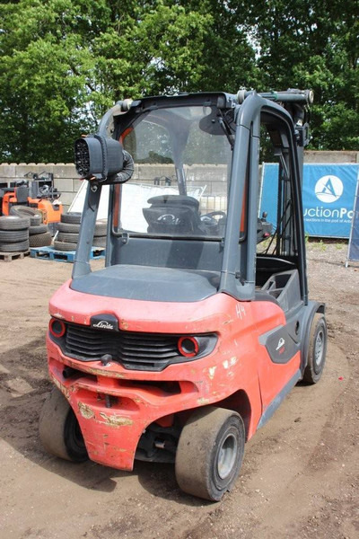 Linde H30D-01 - Empilhador a diesel: foto 5 Linde H30D-01 - Empilhador a diesel: foto 5