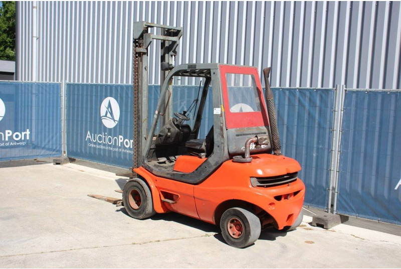 Linde H30D-02 - Empilhador a diesel: foto 3 Linde H30D-02 - Empilhador a diesel: foto 3