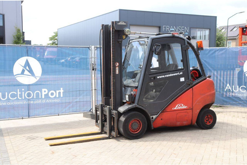 Empilhador a diesel Linde H30T: foto 9 Empilhador a diesel Linde H30T: foto 9