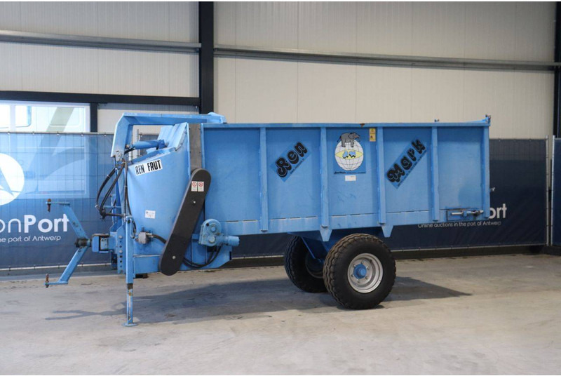 MARK R301 - Espalhador de estrume: foto 1 MARK R301 - Espalhador de estrume: foto 1