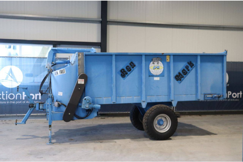 MARK R301 - Espalhador de estrume: foto 2 MARK R301 - Espalhador de estrume: foto 2