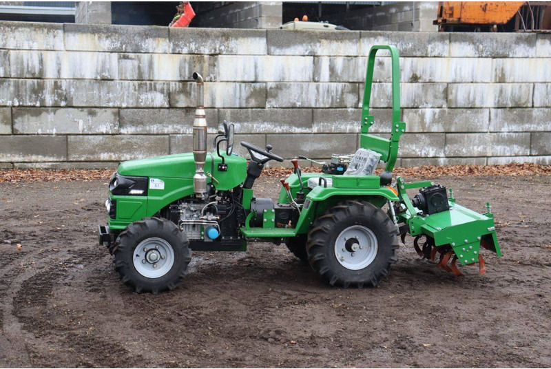 MINI Mini - Trator: foto 1 MINI Mini - Trator: foto 1