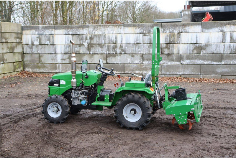 MINI Mini - Trator: foto 3 MINI Mini - Trator: foto 3