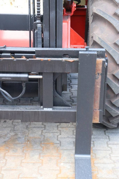 Empilhador todo-o-terreno Manitou M30-4: foto 11