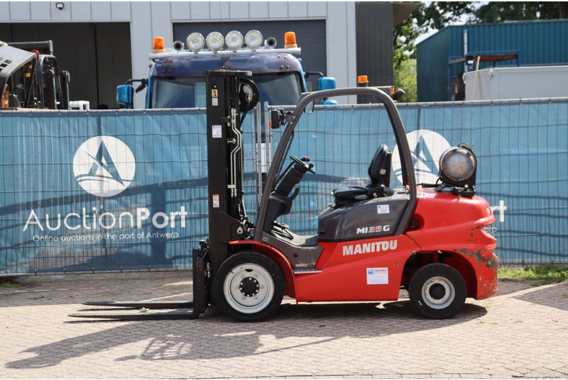Manitou MI 35 G - Empilhador a gás: foto 2 Manitou MI 35 G - Empilhador a gás: foto 2