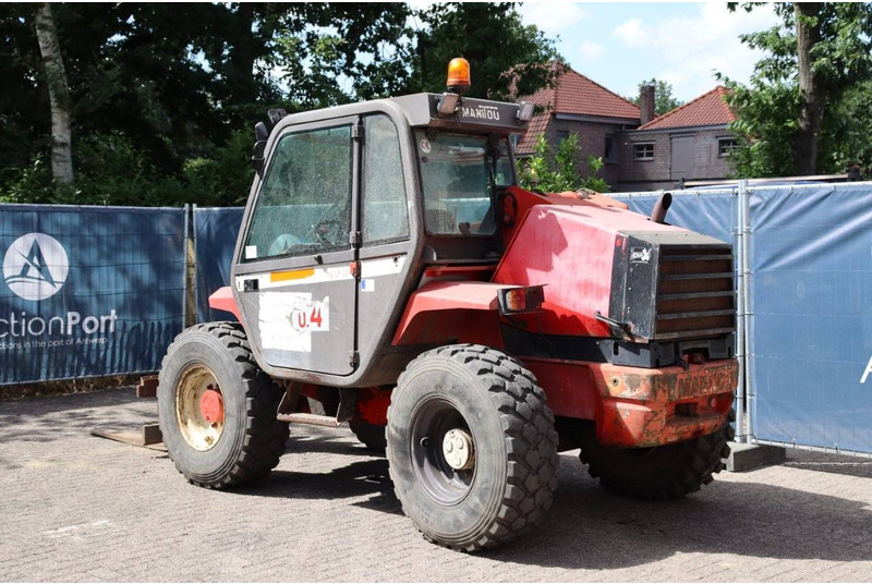 Manitou MLT 524 - Empilhador telescópico: foto 4 Manitou MLT 524 - Empilhador telescópico: foto 4