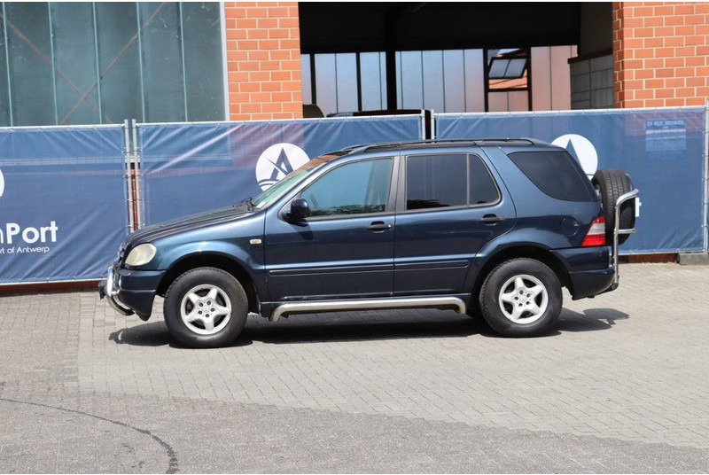 Mercedes-Benz M-Klasse ML 320 - SUV: foto 1 Mercedes-Benz M-Klasse ML 320 - SUV: foto 1