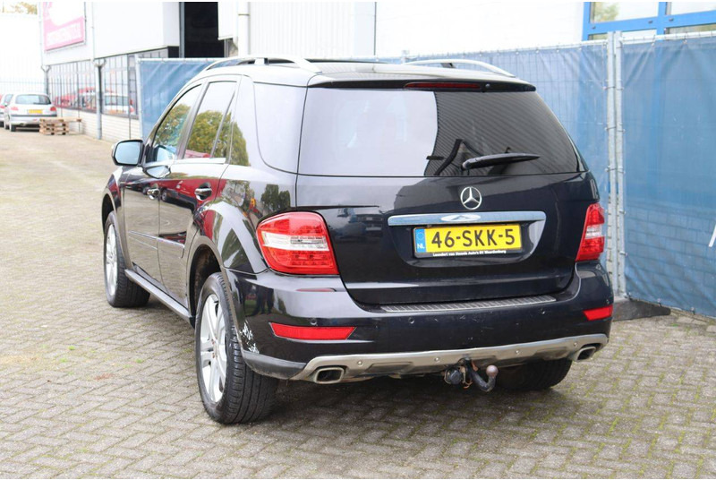 Mercedes-Benz M-Klasse ML 350 CDI 4MATIC - Sedan: foto 4 Mercedes-Benz M-Klasse ML 350 CDI 4MATIC - Sedan: foto 4