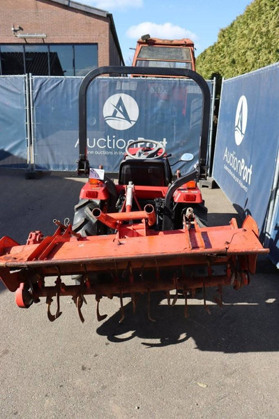 Mitsubishi MMT15 - Trator: foto 4 Mitsubishi MMT15 - Trator: foto 4