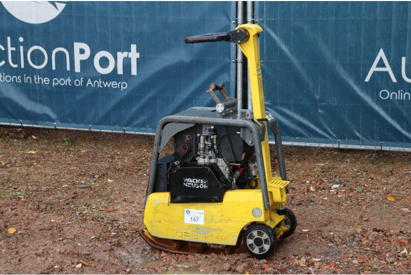 Neuson DPU3050 - Placas vibratórias: foto 2 Neuson DPU3050 - Placas vibratórias: foto 2