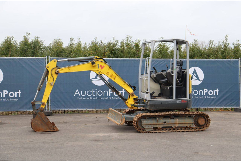 Neuson EZ26 - Mini escavadeira: foto 1 Neuson EZ26 - Mini escavadeira: foto 1