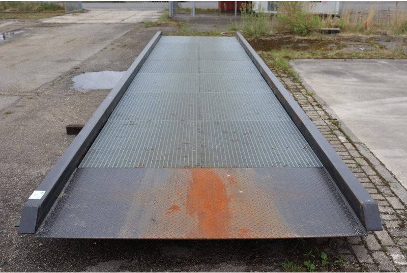 Onbekend - Reboque plataforma/ Caixa aberta: foto 4 Onbekend - Reboque plataforma/ Caixa aberta: foto 4