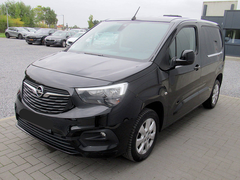 Opel Combo 1.5 D Automatic - Furgão: foto 1 Opel Combo 1.5 D Automatic - Furgão: foto 1
