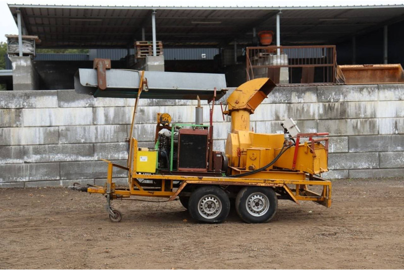 PETERS AIIZH - Estilhaçadora de madeira: foto 1 PETERS AIIZH - Estilhaçadora de madeira: foto 1