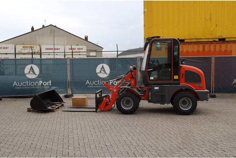 Panther 10-08 - Pá carregadora de rodas: foto 2 Panther 10-08 - Pá carregadora de rodas: foto 2